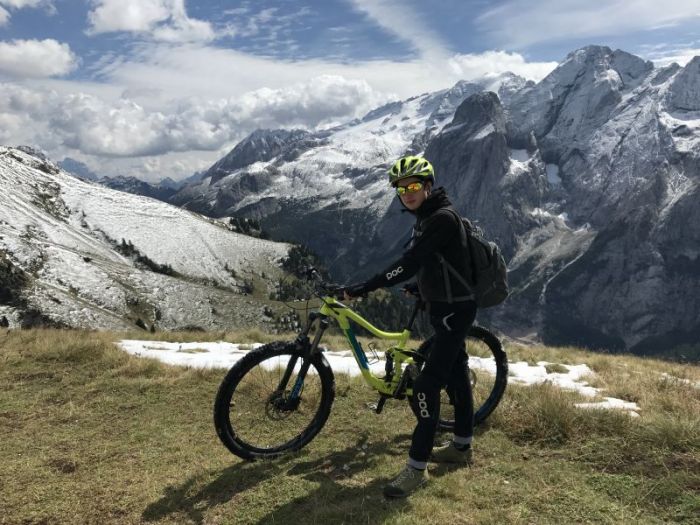   Übersetzen Avventura in quota - mountain bike sul Sellajoch in cerca di adrenalina e soddisfazione!